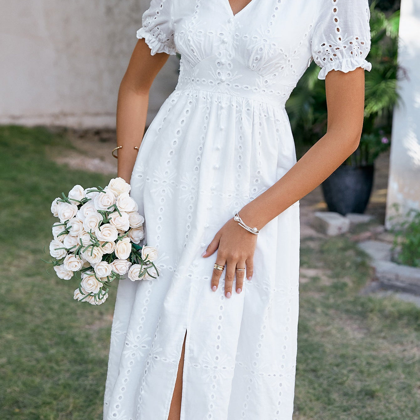 Aurazio Vestito Midi Ricamato con Cintura Alta da Donna