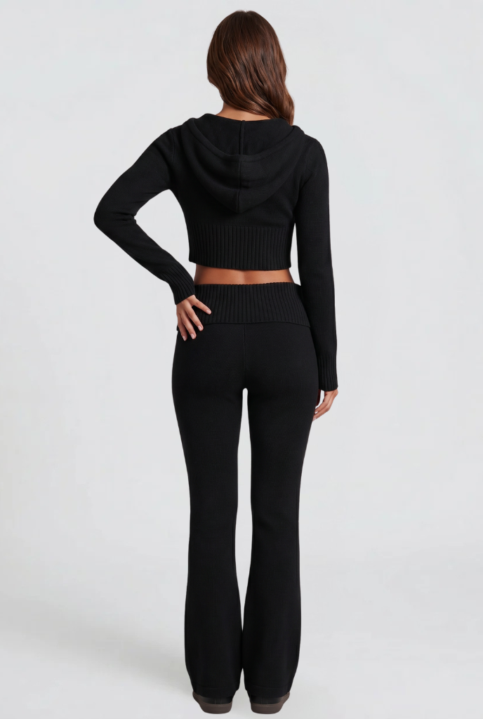 Completo Donna in Maglia Felpa con Zip Corta e Pantaloni Zampa