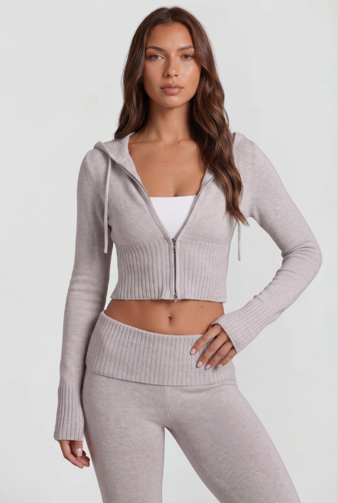 Completo Donna in Maglia Felpa con Zip Corta e Pantaloni Zampa