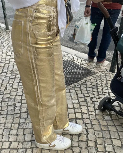 Aurazio Jeans metallizzati dorati da donna