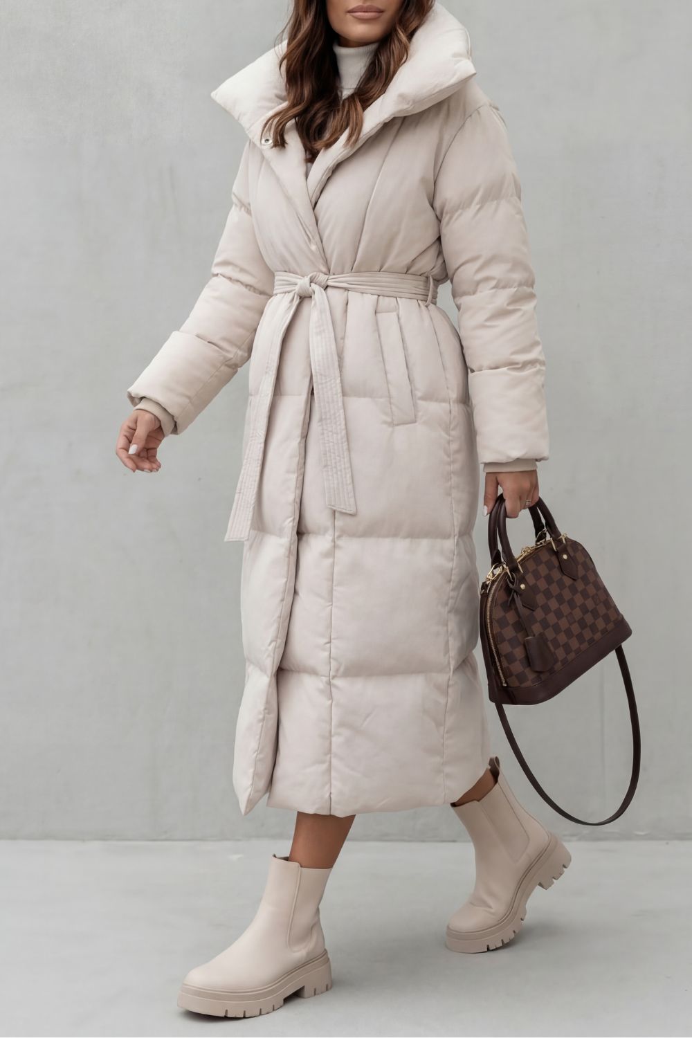 Giubbotto Donna Lungo Imbottito con Cintura Silhouette Definita