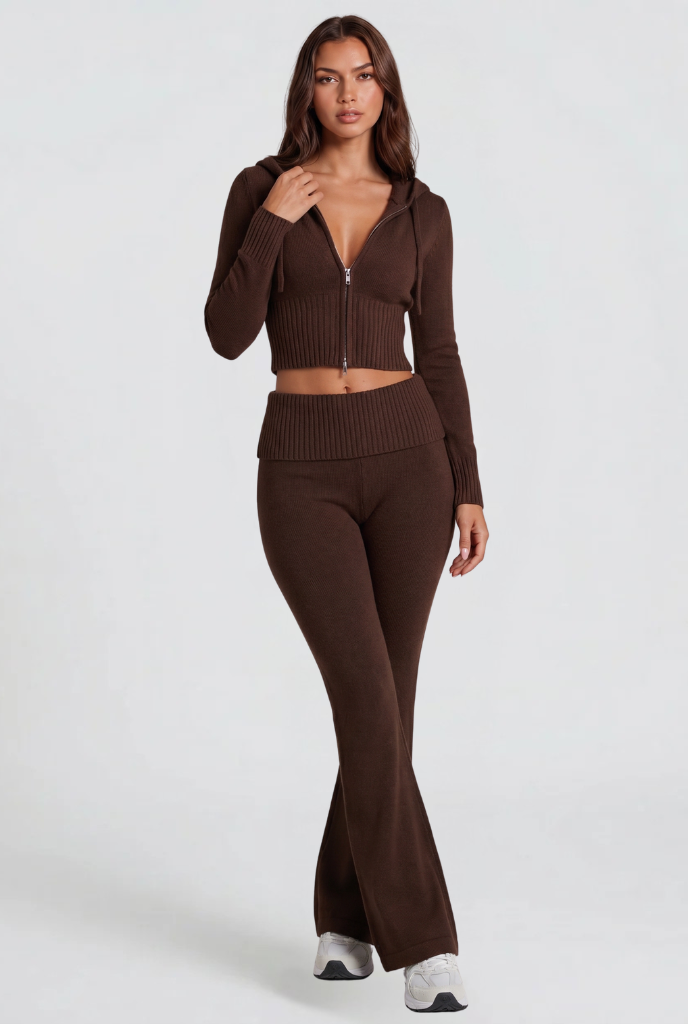 Completo Donna in Maglia Felpa con Zip Corta e Pantaloni Zampa