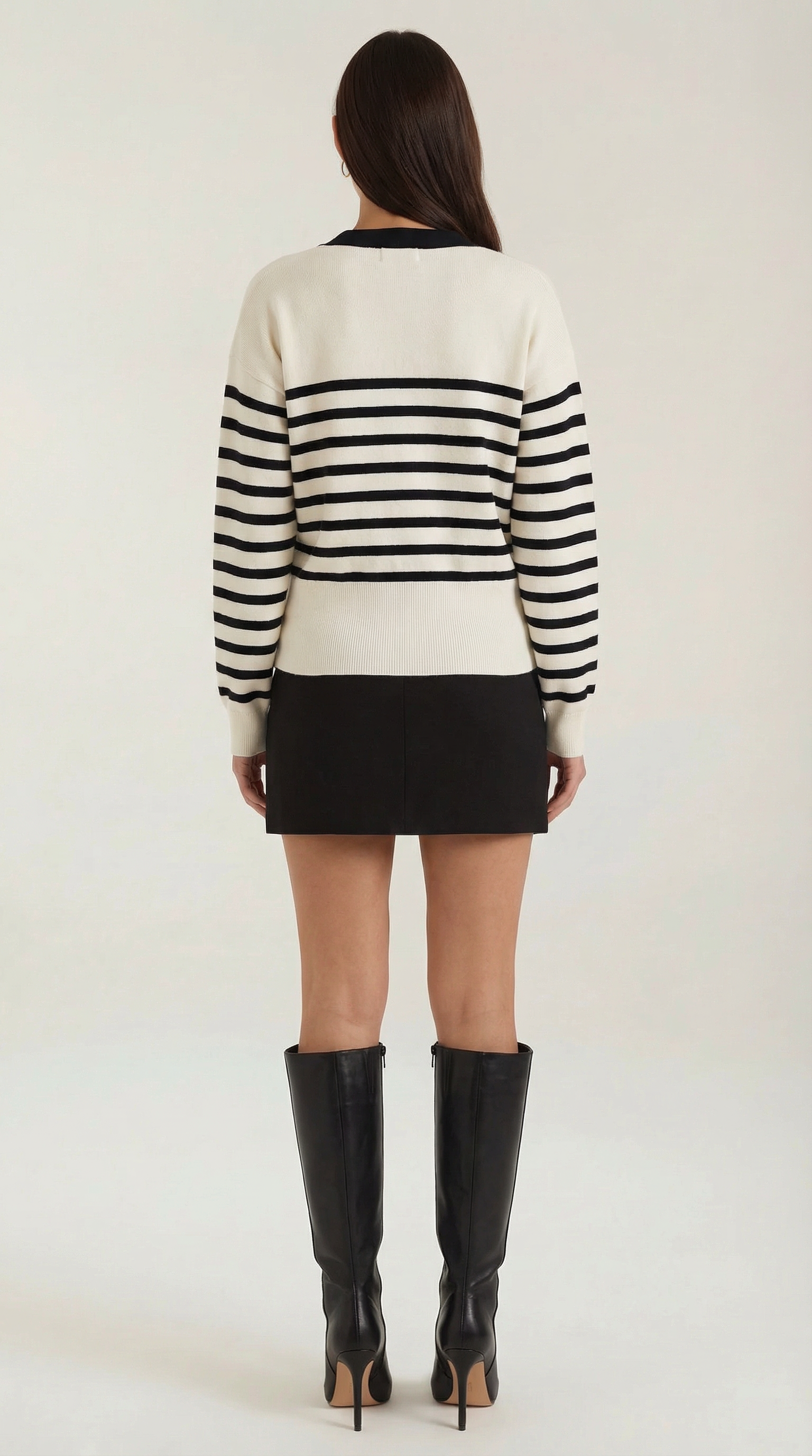 Cardigan Donna Scollo a V Profondo Bottone Dorato Aderente