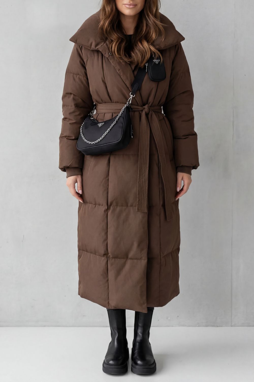 Giubbotto Donna Lungo Imbottito con Cintura Silhouette Definita