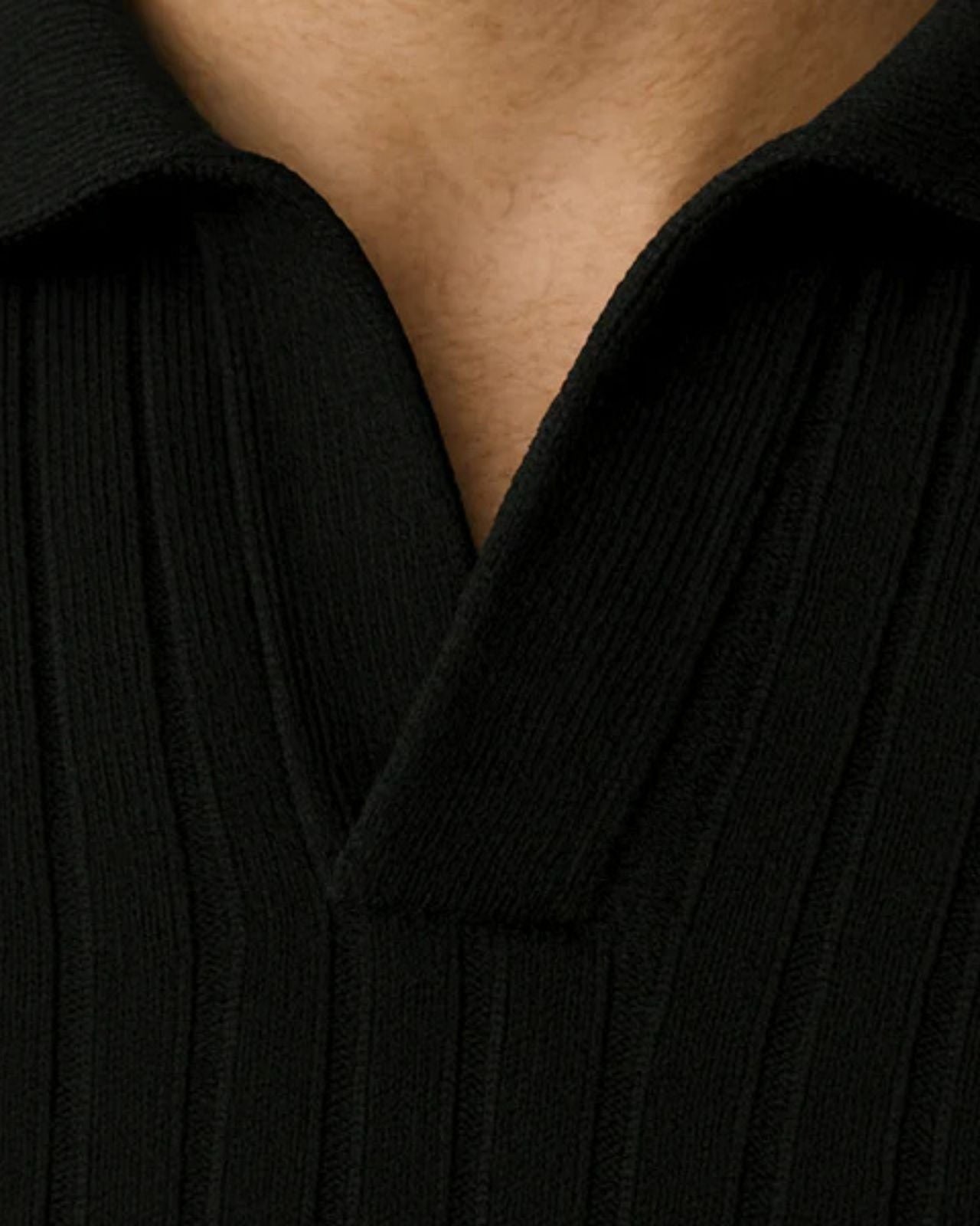 Aurazio Polo in maglia a coste aderente da uomo