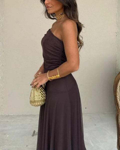 Abito Lungo Donna in Mesh Spalle Scoperte Eleganza Luminosa