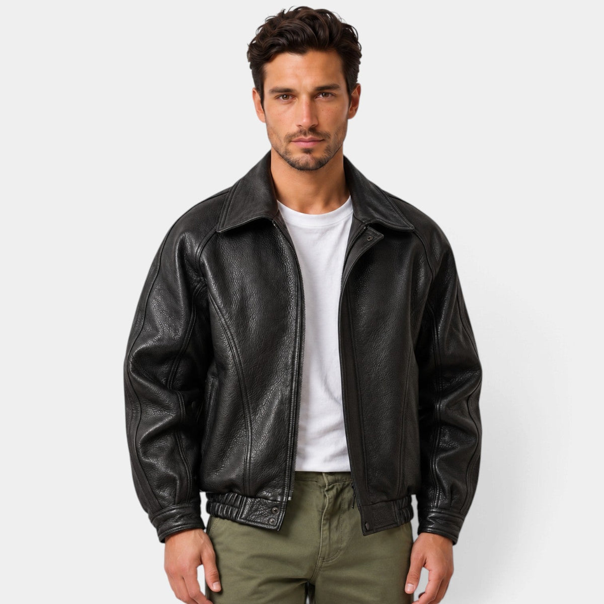Giacca Uomo in Pelle Vegana Nera con Zip e Orlo Elastico
