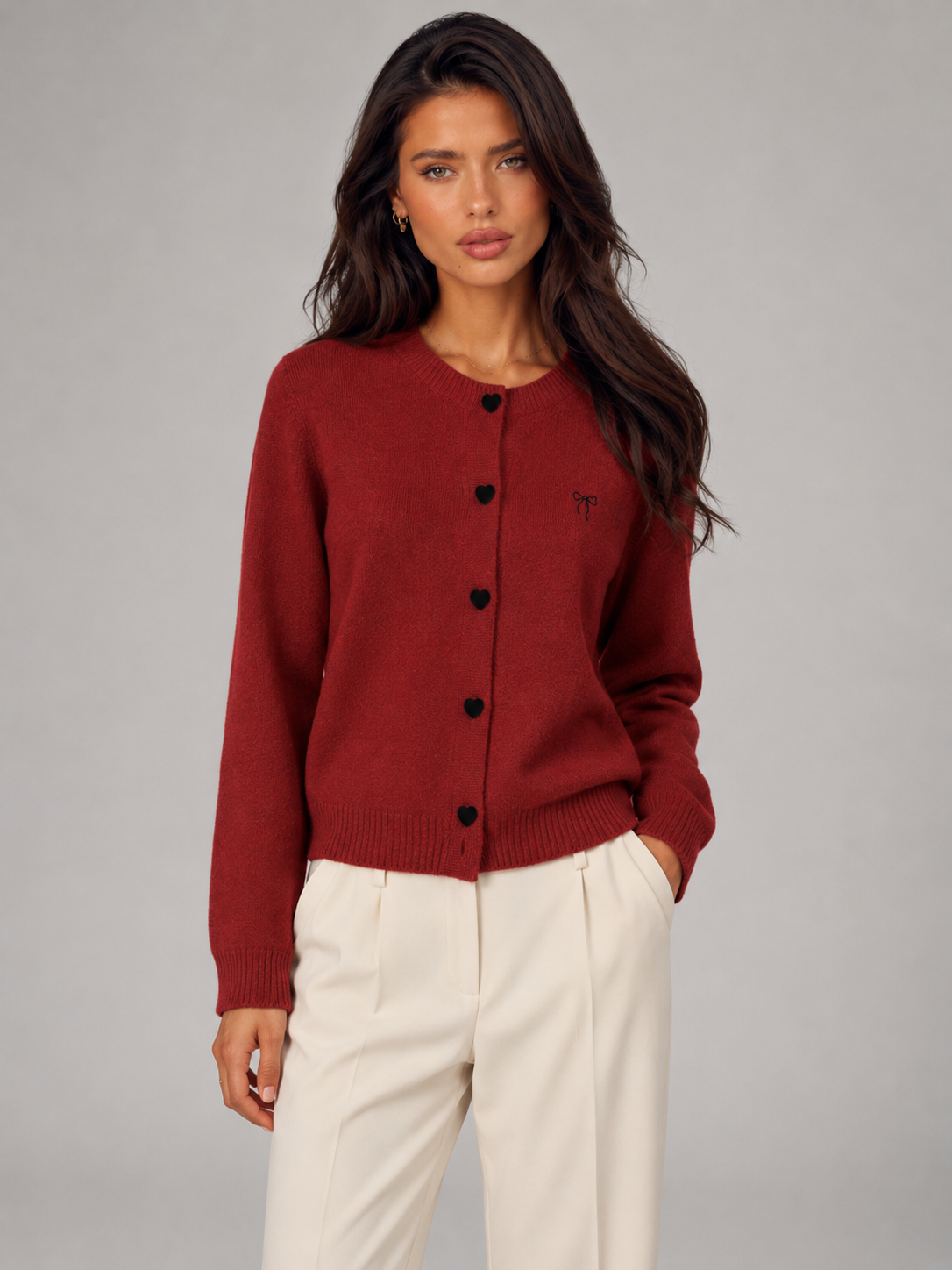 Cardigan Donna in Maglia Bottoni a Cuore e Ricamo Fiocco