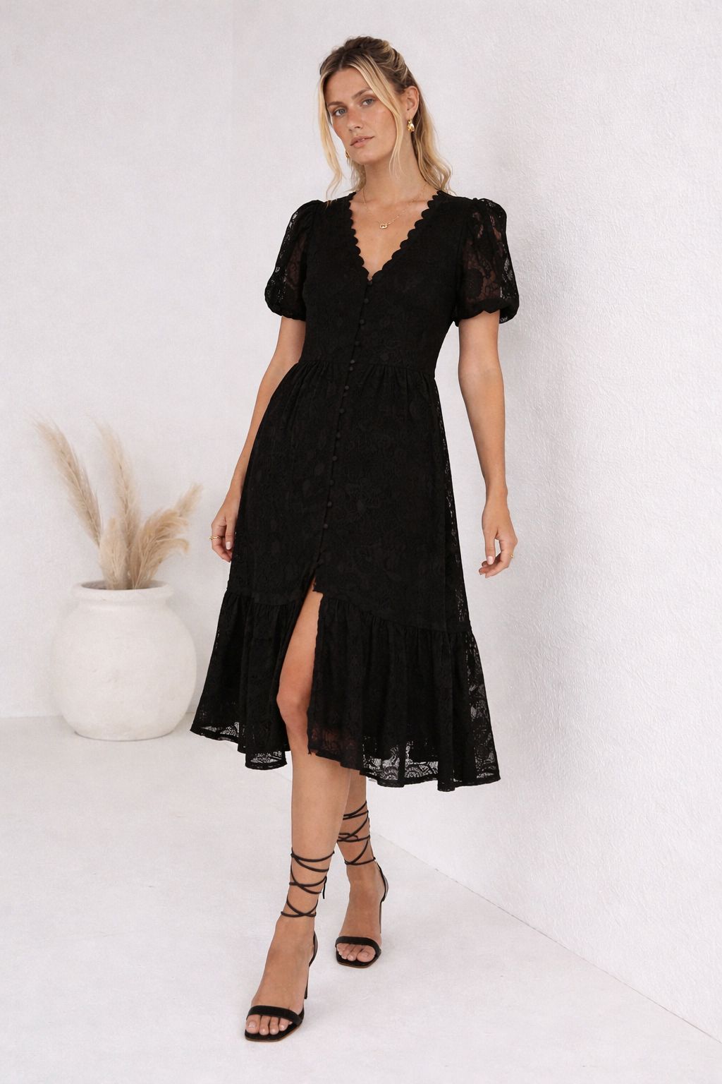 Aurazio Vestito di Pizzo con Scollo a V da Donna