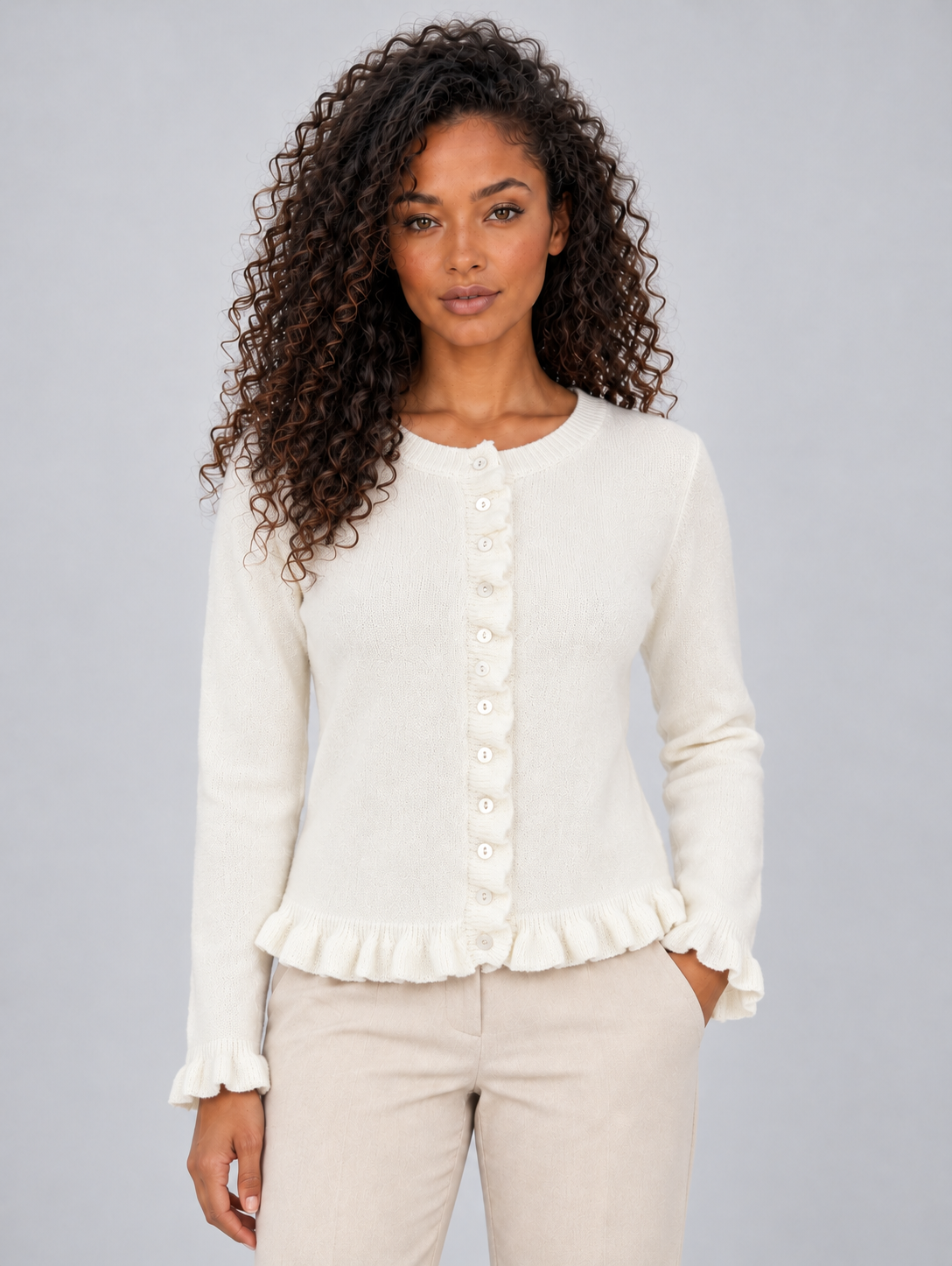 Cardigan Donna con Bottoni Girocollo e Orlo con Volant
