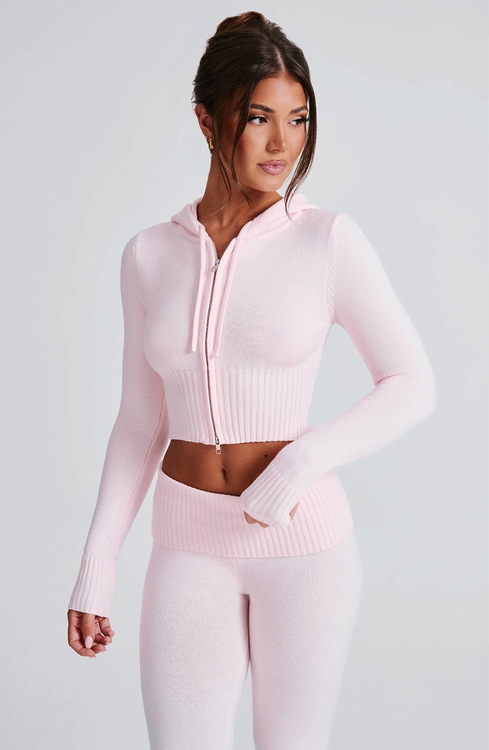 Completo Donna in Maglia Felpa Cropped con Zip e Pantaloni a Zampa
