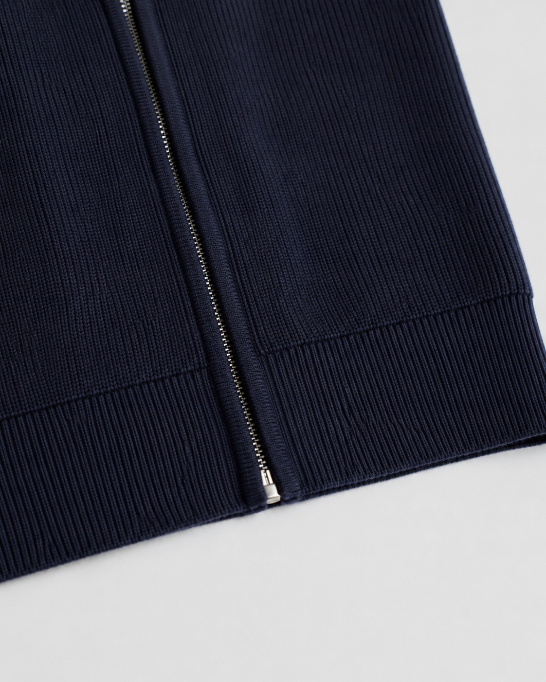 Cardigan Uomo con Zip Integrale e Collo Alto in Maglia