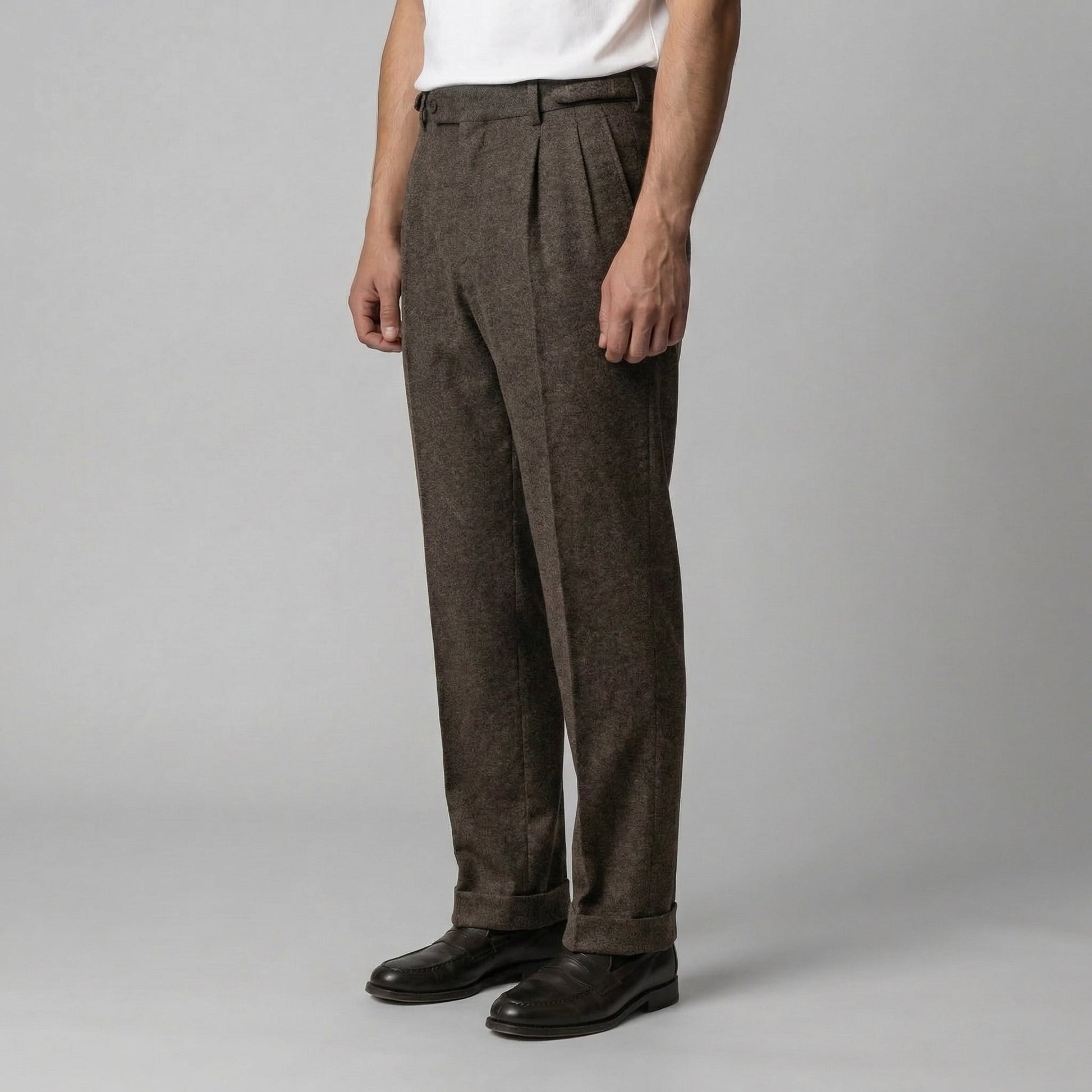 Pantaloni Uomo Eleganti con Pince e Regolatori Laterali