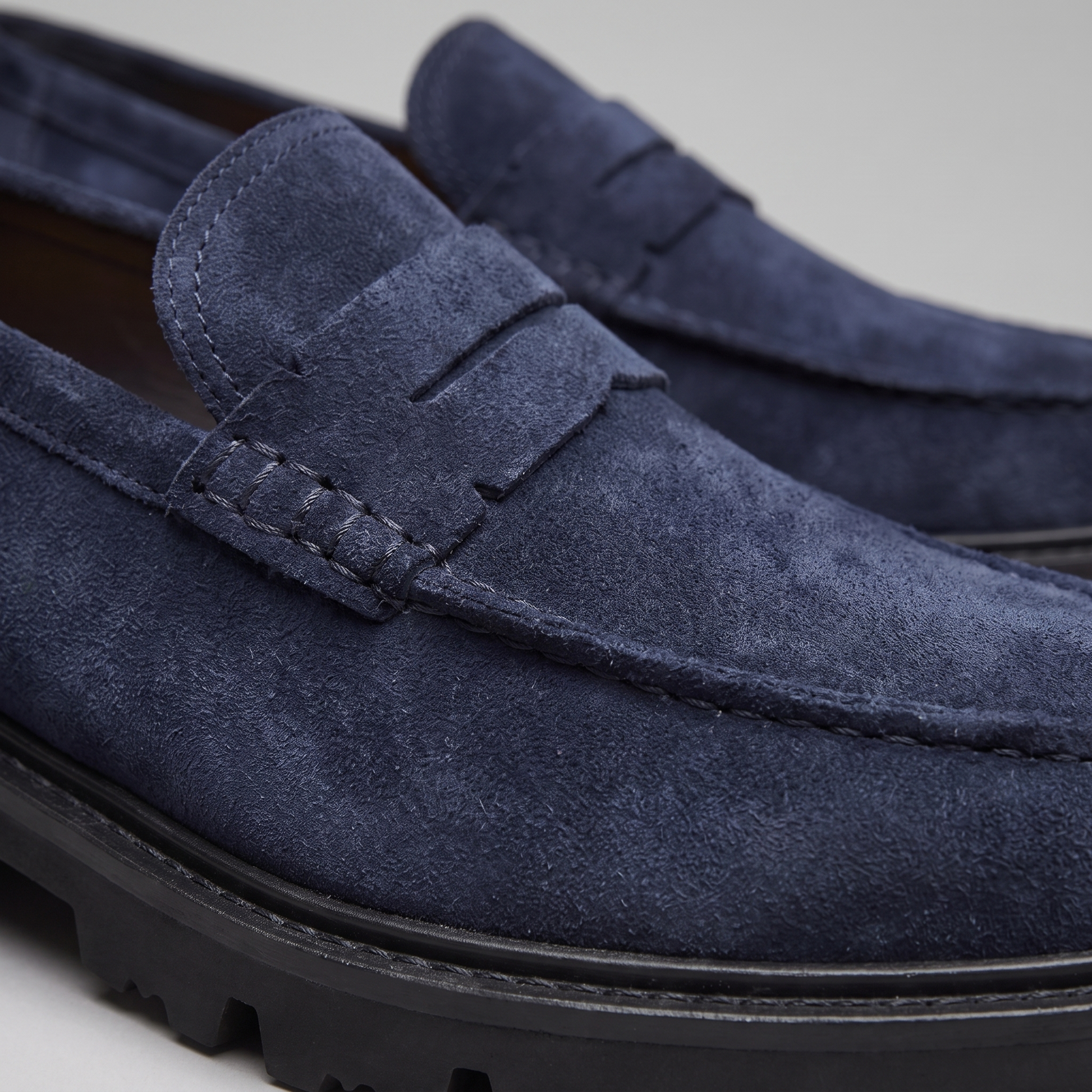 Mocassini Penny Uomo in Camoscio Blu Suola Chunky