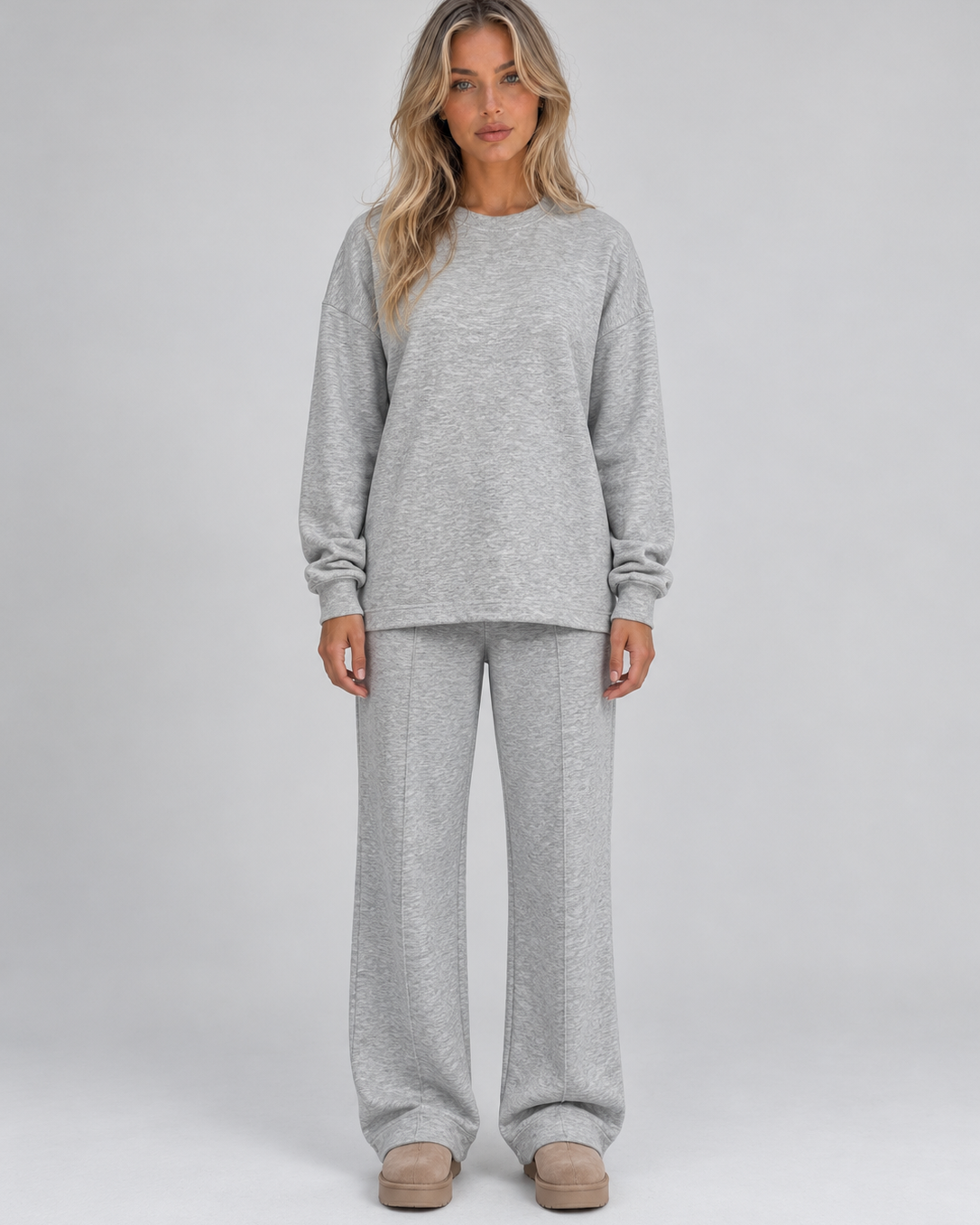 Completo Donna Felpa Girocollo e Pantaloni Gamba Ampia