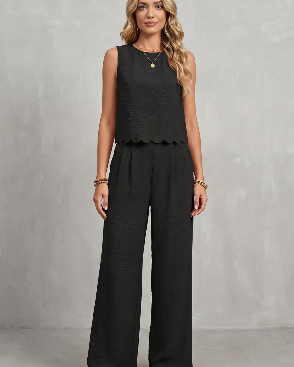 Completo Donna Top Smerlato Schiena Aperta con Fiocchi e Pantaloni