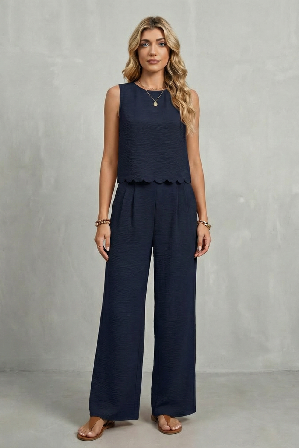 Completo Donna Top Smerlato Schiena Aperta con Fiocchi e Pantaloni