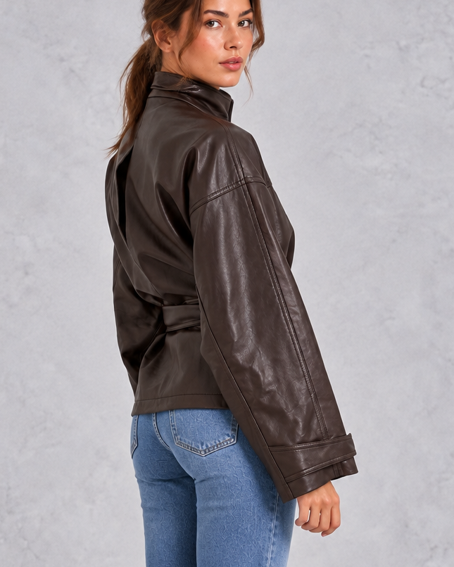 Giacca Donna Corta Effetto Pelle Marrone con Cintura e Revers