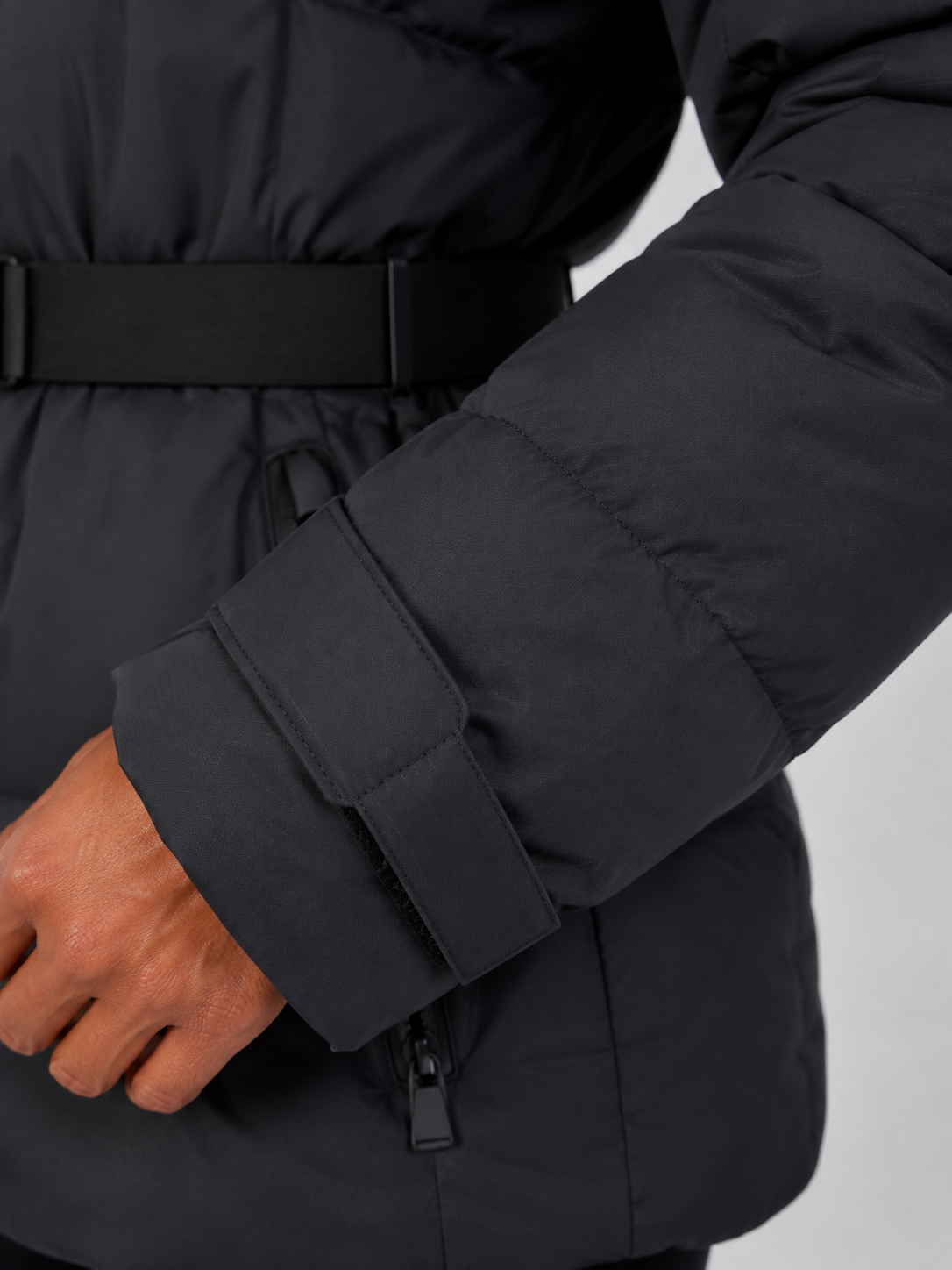 Giacca Donna Imbottita con Cappuccio Cintura e Tasche Zip