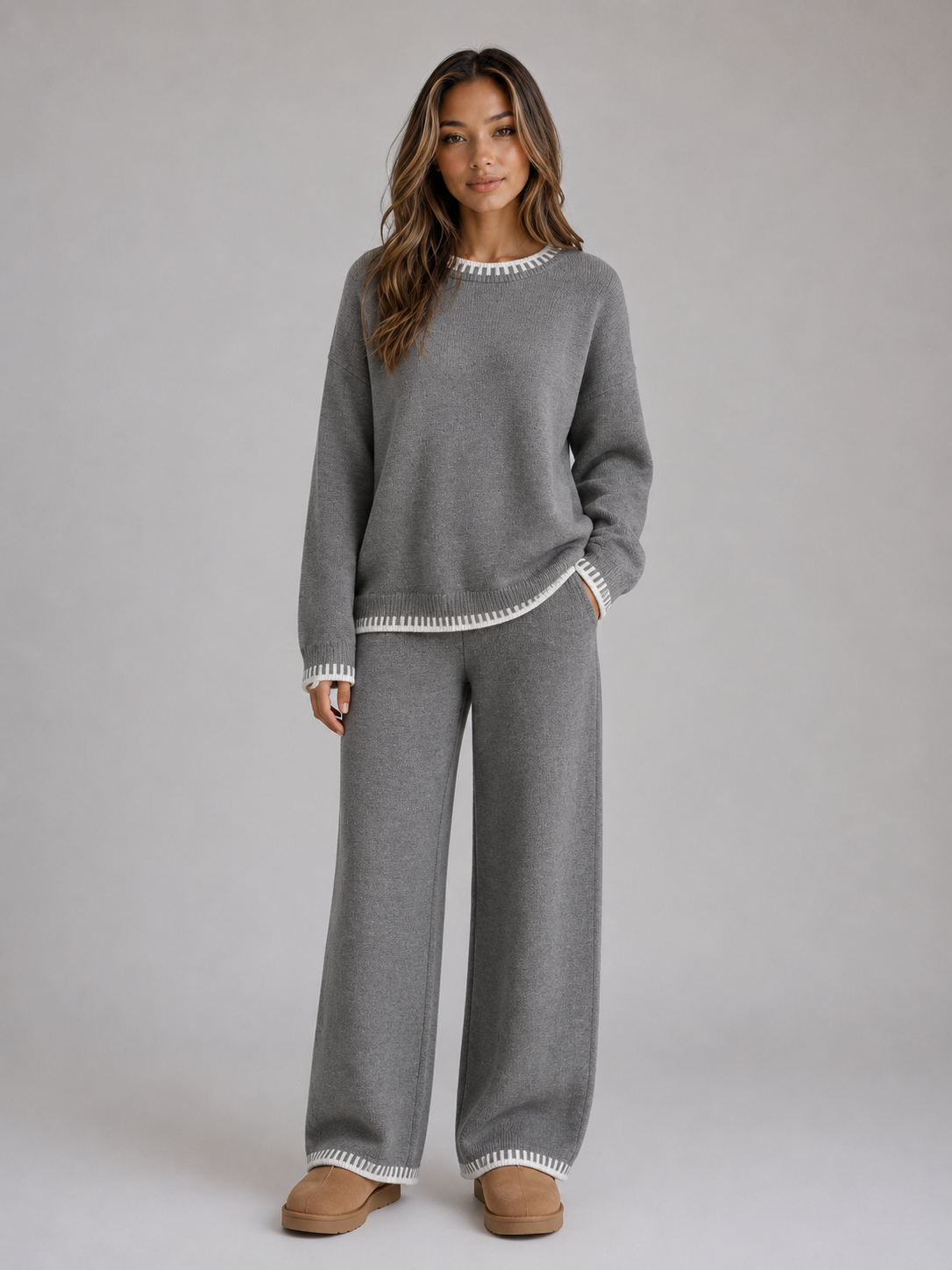 Completo Donna in Maglia Girocollo e Pantaloni Gamba Ampia