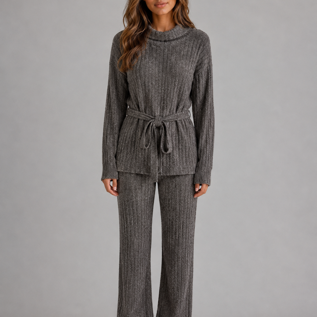 Completo Donna in Maglia Dolcevita con Cintura e Pantaloni