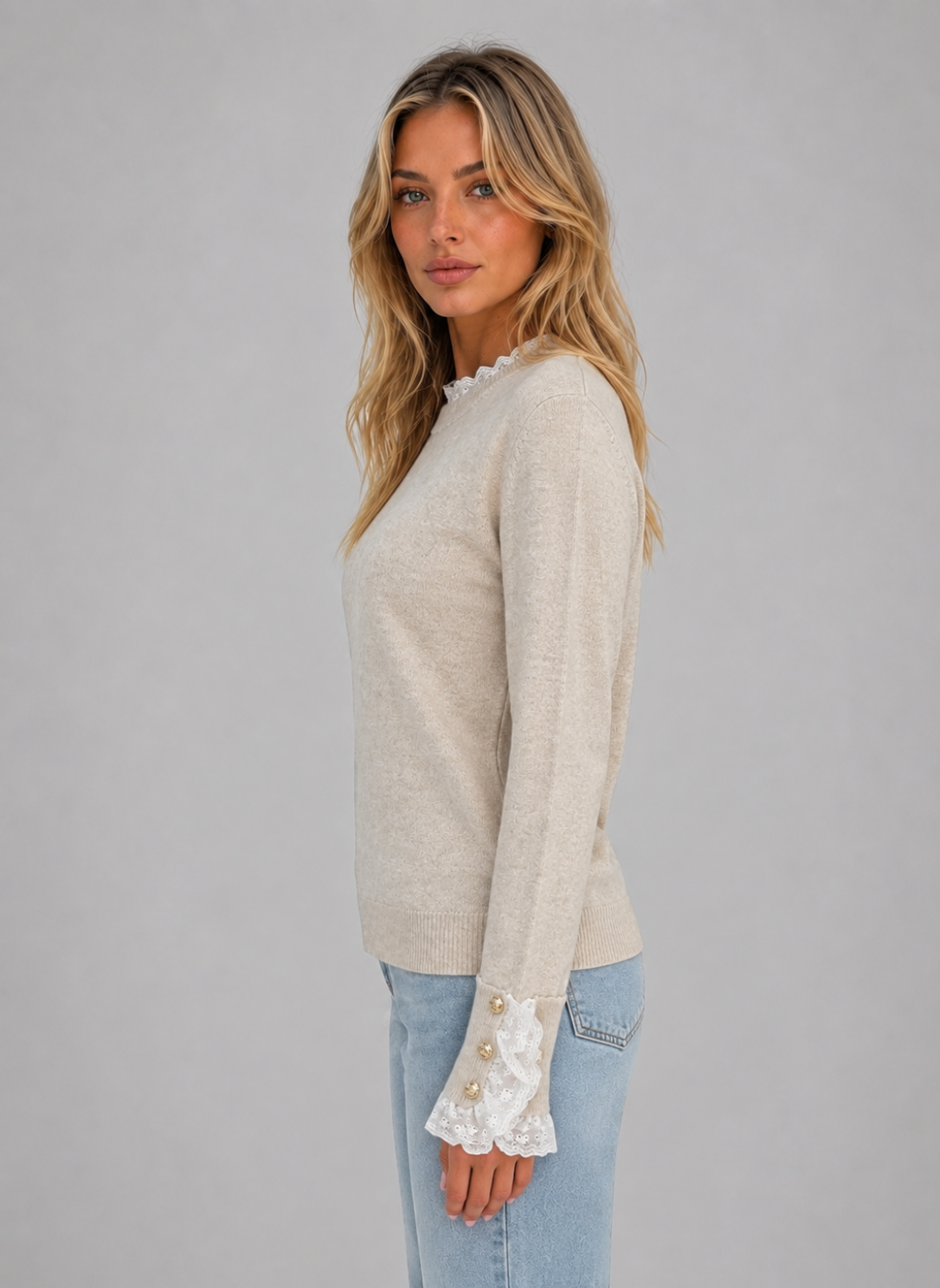 Maglione Donna Girocollo con Bordi in Pizzo e Bottoni