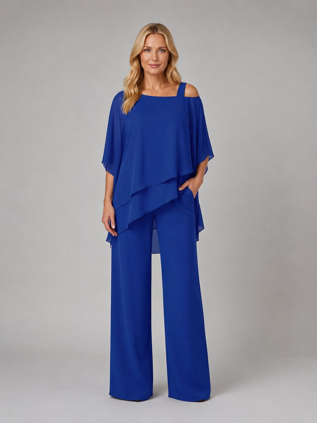 Completo Donna in Chiffon a Strati Top Fluido e Pantaloni