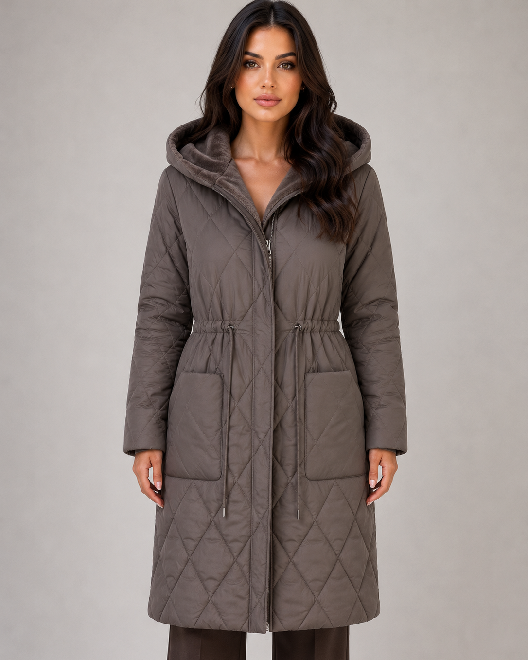 Cappotto Donna Trapuntato Lungo Collo in Pelliccia Sintetica