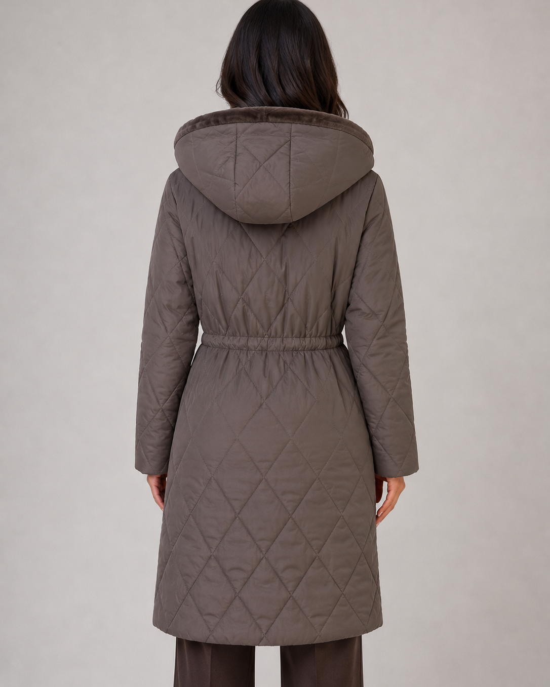 Cappotto Donna Trapuntato Lungo Collo in Pelliccia Sintetica