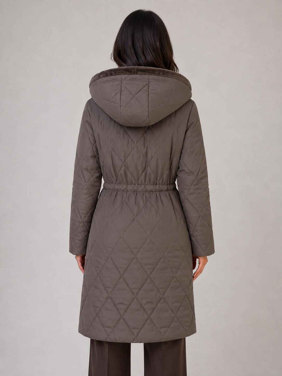 Cappotto Donna Trapuntato Lungo Collo in Pelliccia Sintetica