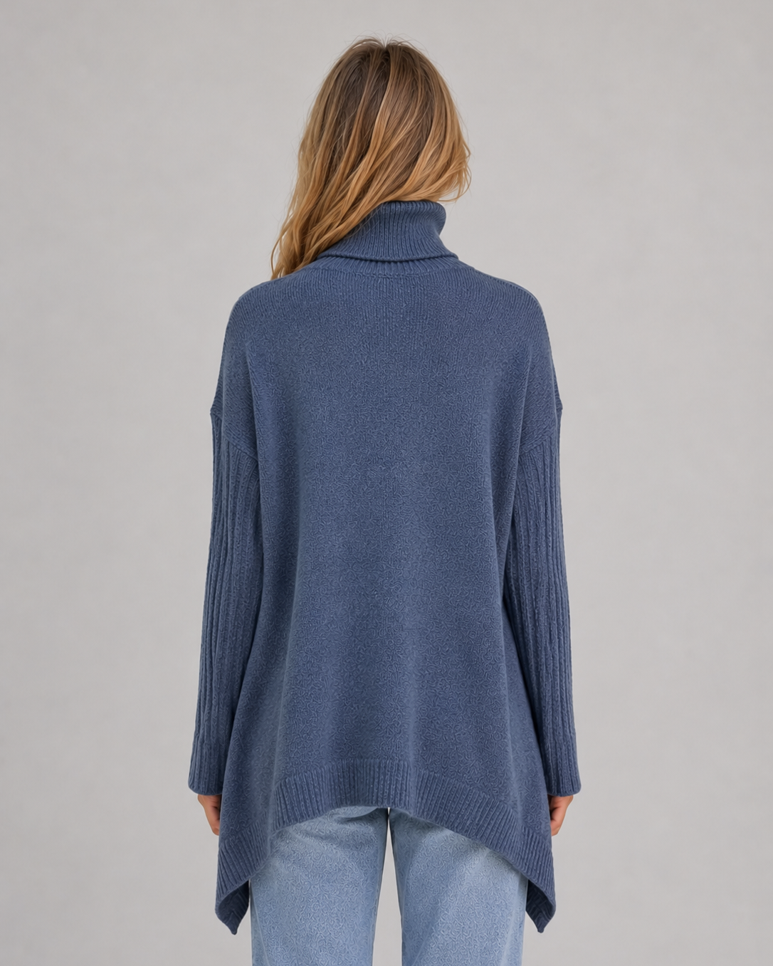 Maglione Donna Dolcevita Oversize Lungo Orlo Asimmetrico