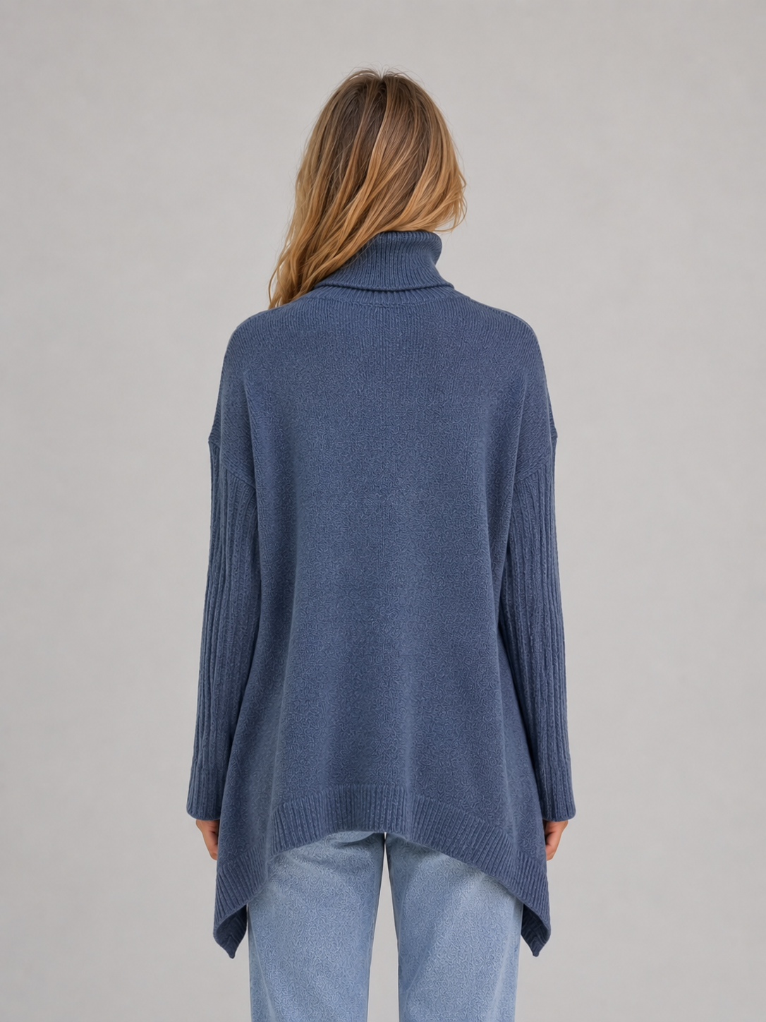 Maglione Donna Dolcevita Oversize Lungo Orlo Asimmetrico