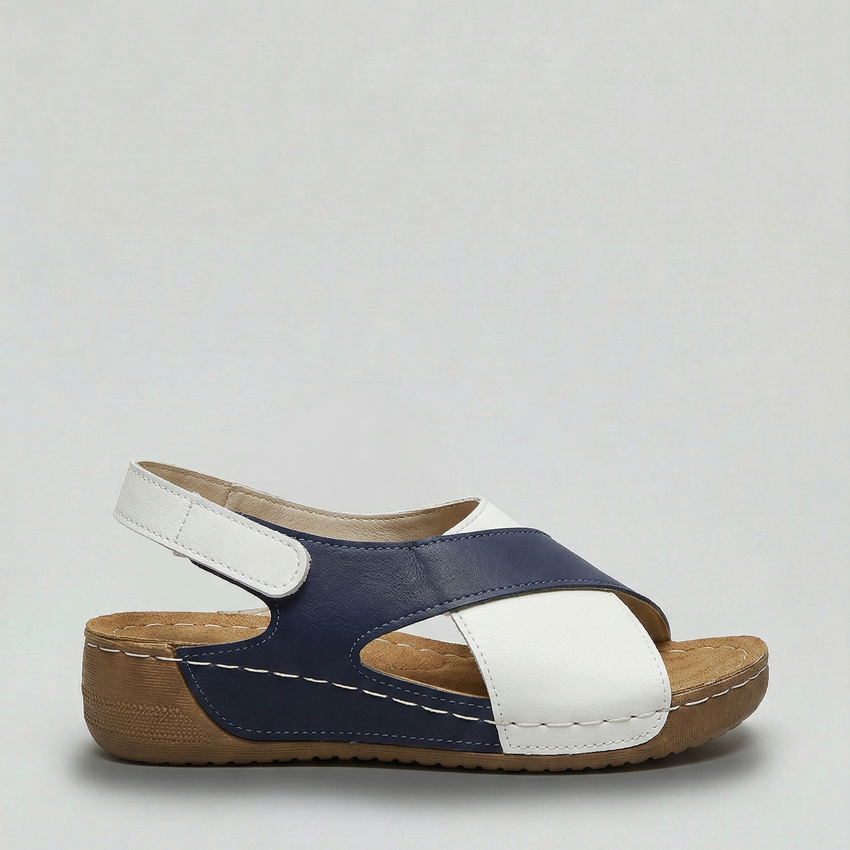 Sandali Donna con Strappo e Suola Imbottita Comodi