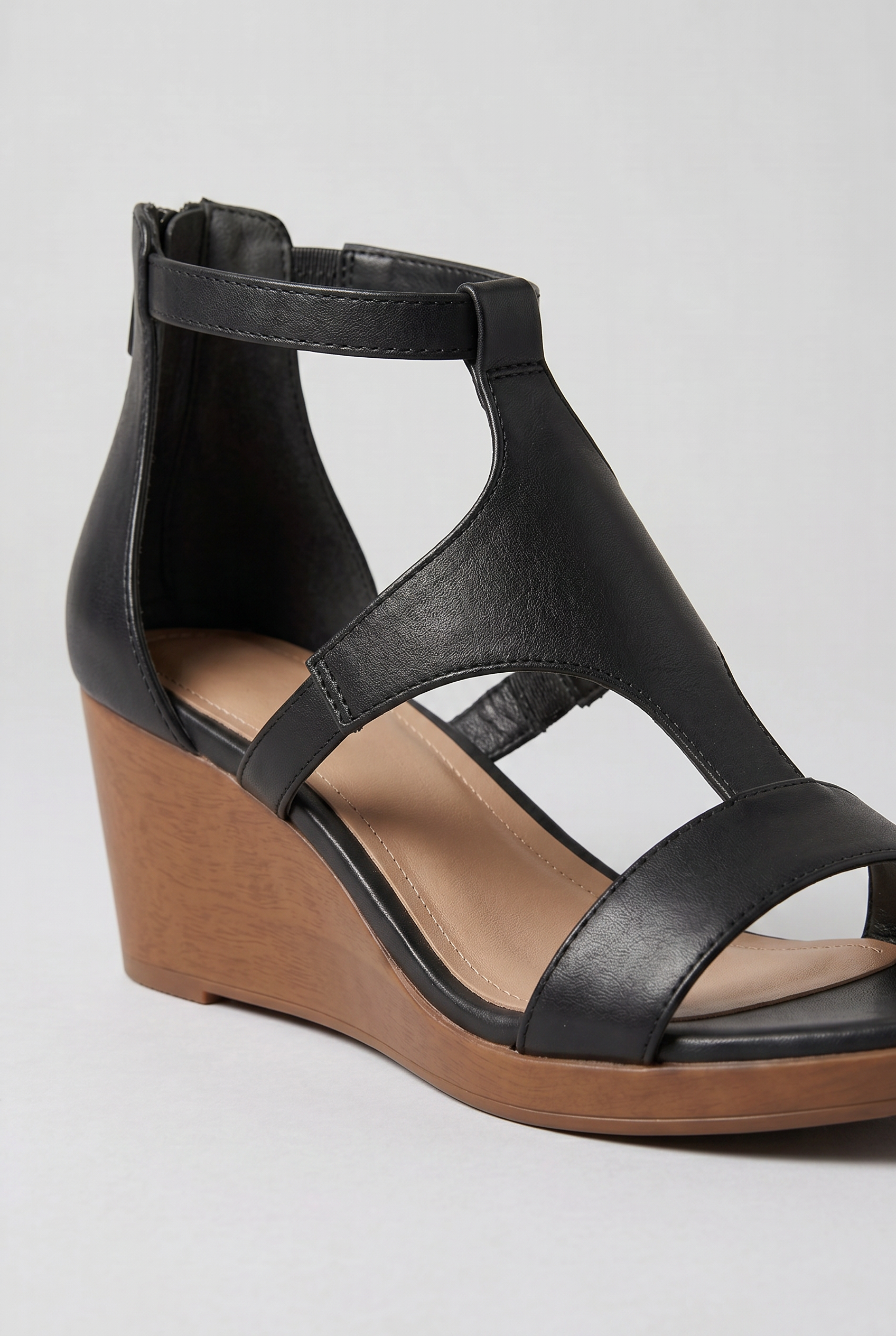 Sandali Donna con Zeppa Design Avvolgente Cinturini