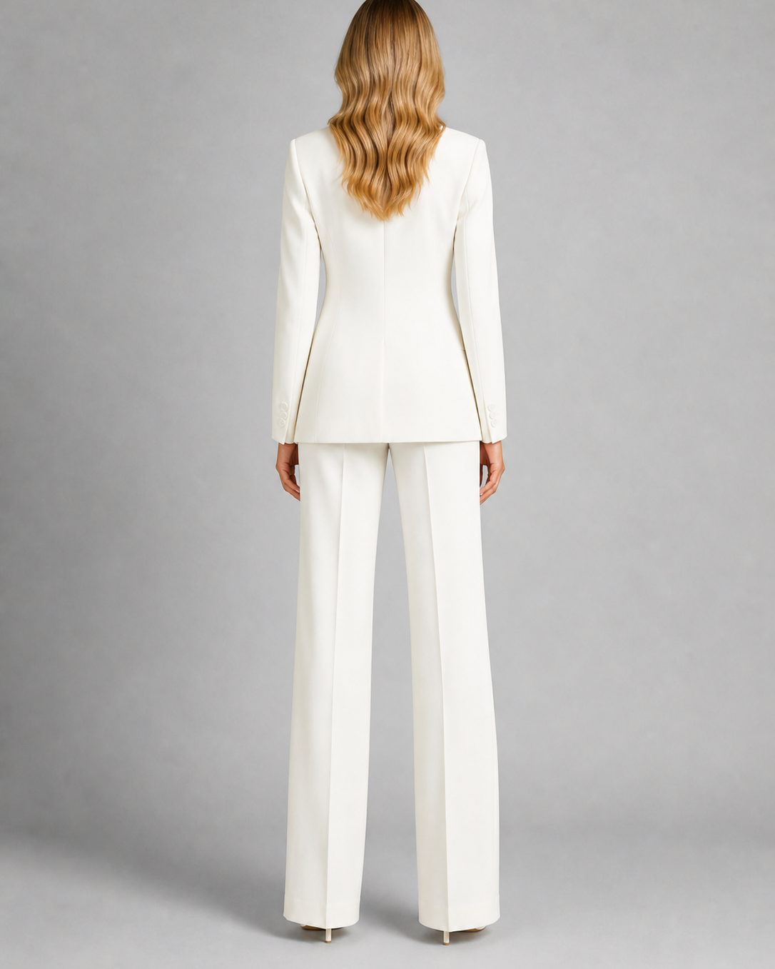 Tailleur Donna Blazer Sartoriale e Pantaloni Palazzo Elegante