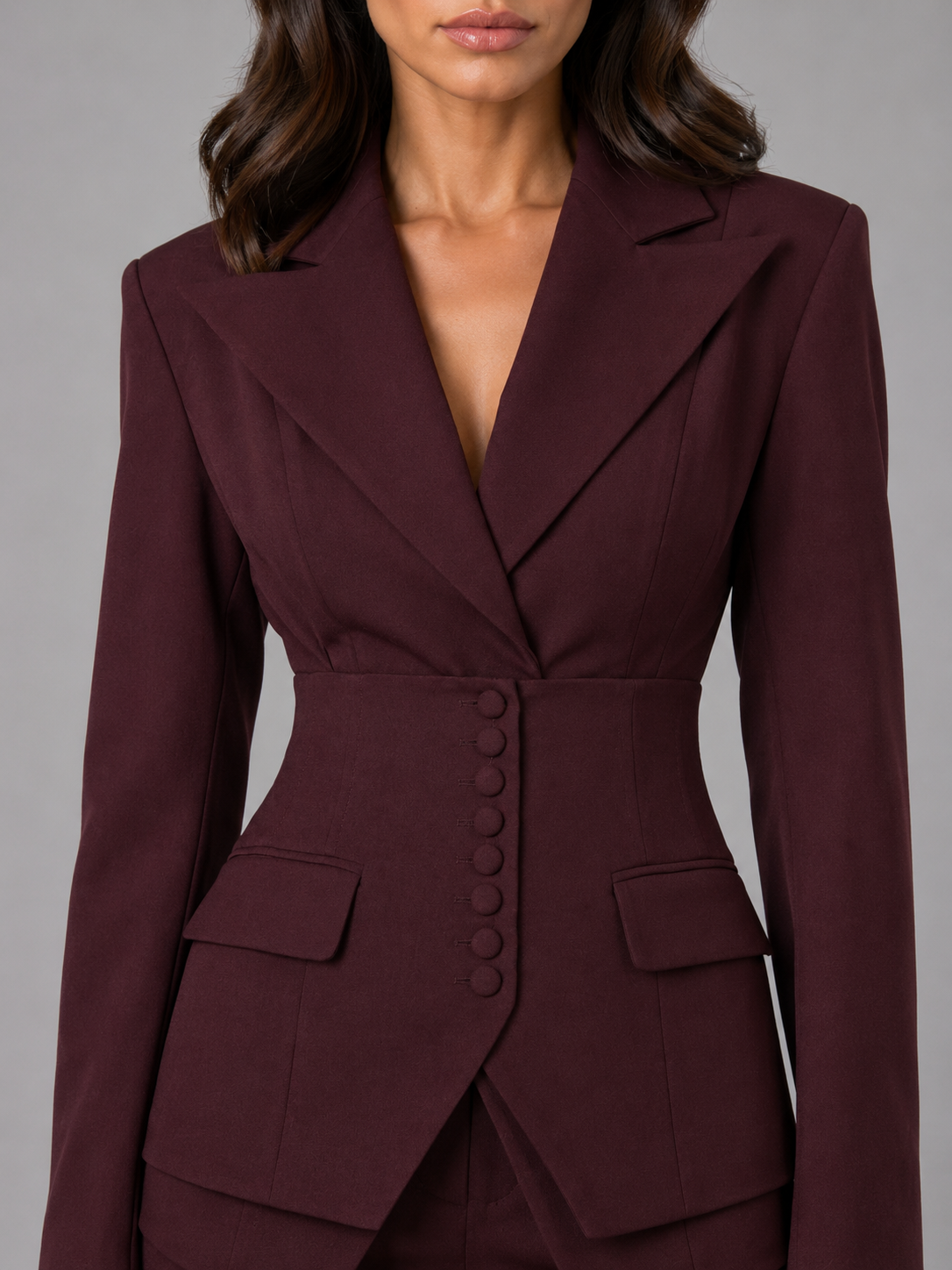 Tailleur Donna Tre Pezzi Vita Definita e Pantaloni Palazzo