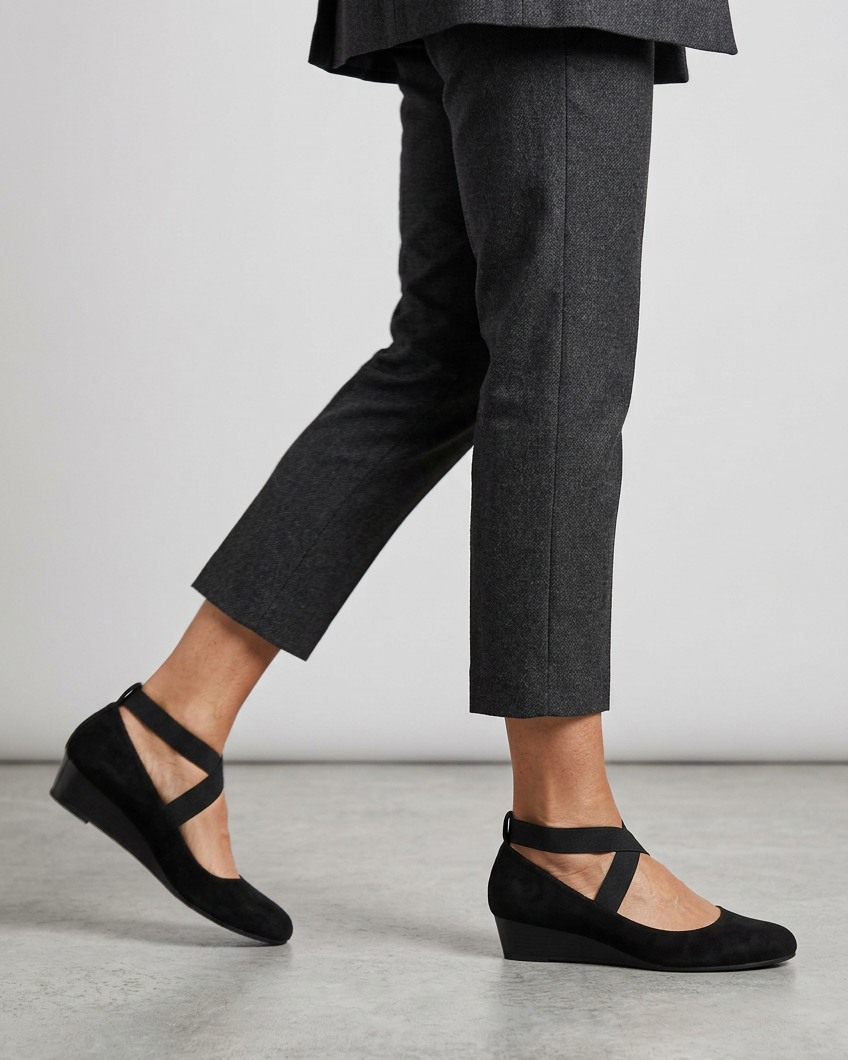 Sandali Donna con Zeppa Cinturini Incrociati Slip-On