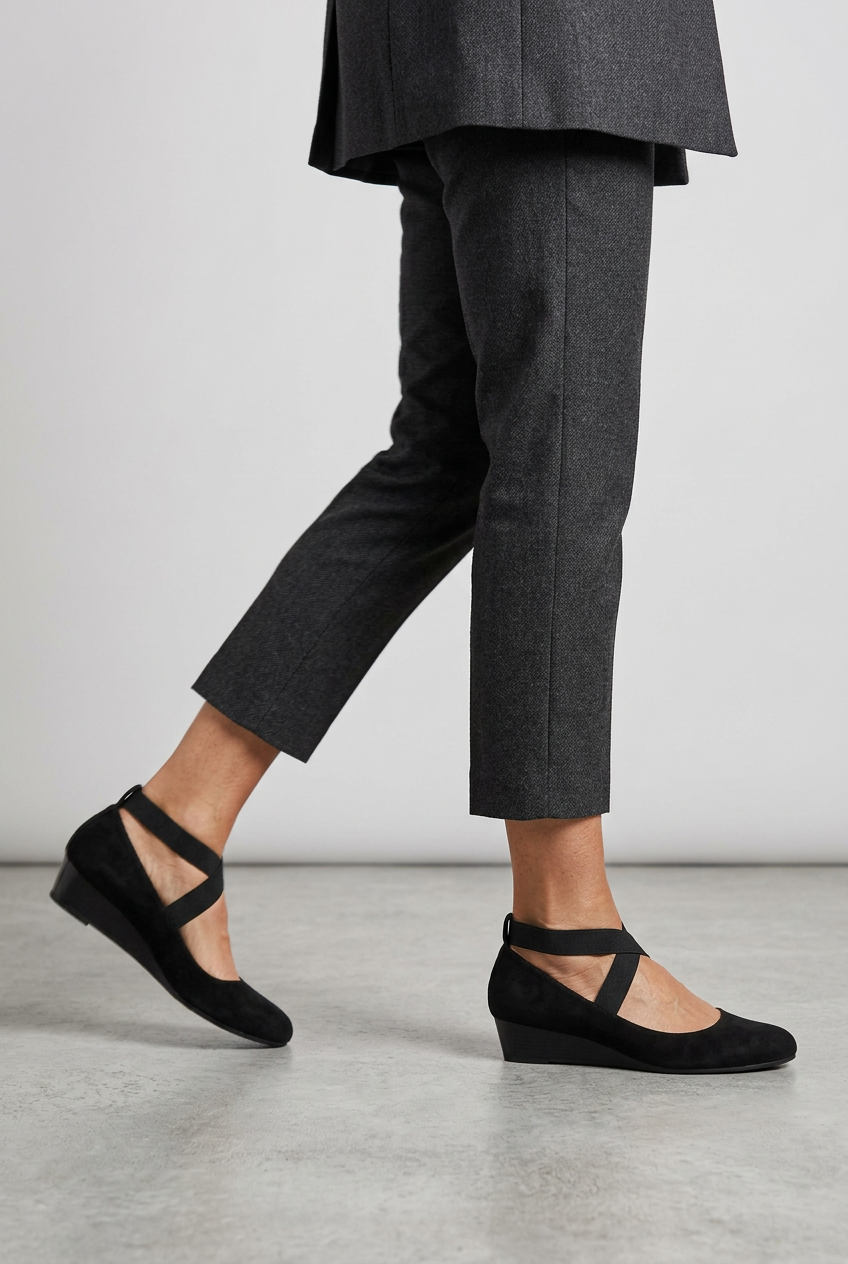Sandali Donna con Zeppa Cinturini Incrociati Slip-On