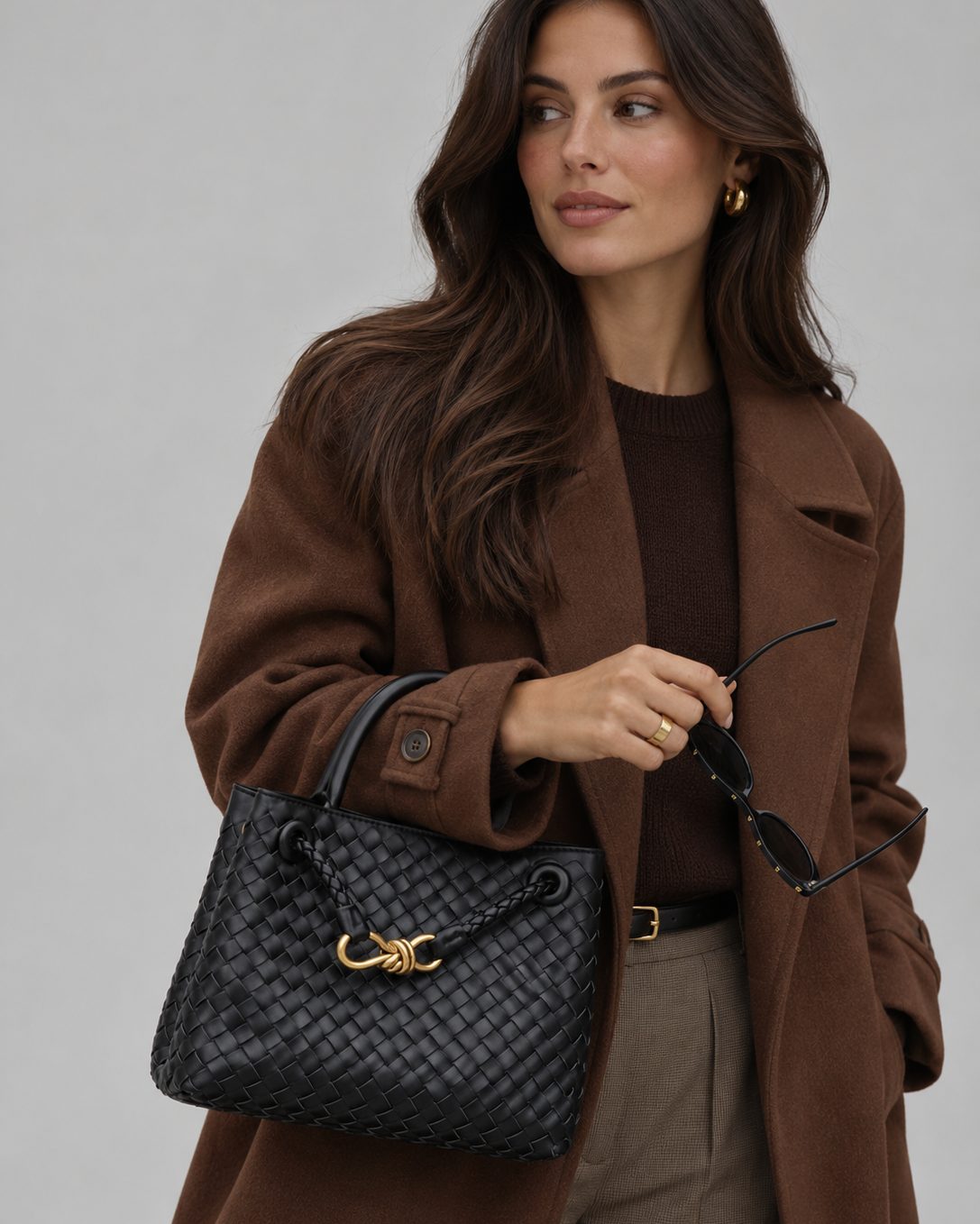 Borsa Donna Intrecciata in Pelle Vegana con Dettagli Oro