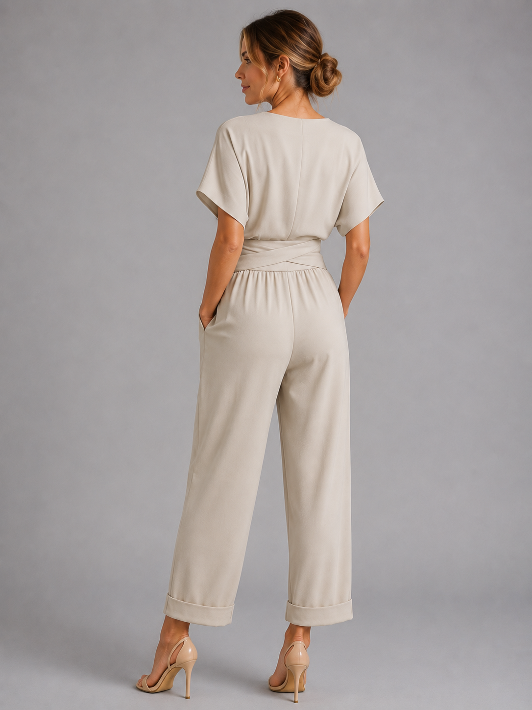 Completo Donna Top a Portafoglio e Pantaloni Cropped Estivo