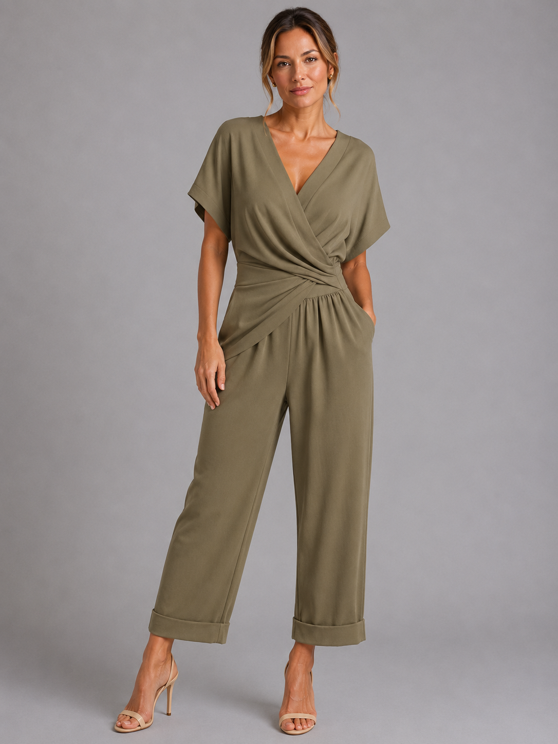 Completo Donna Top a Portafoglio e Pantaloni Cropped Estivo