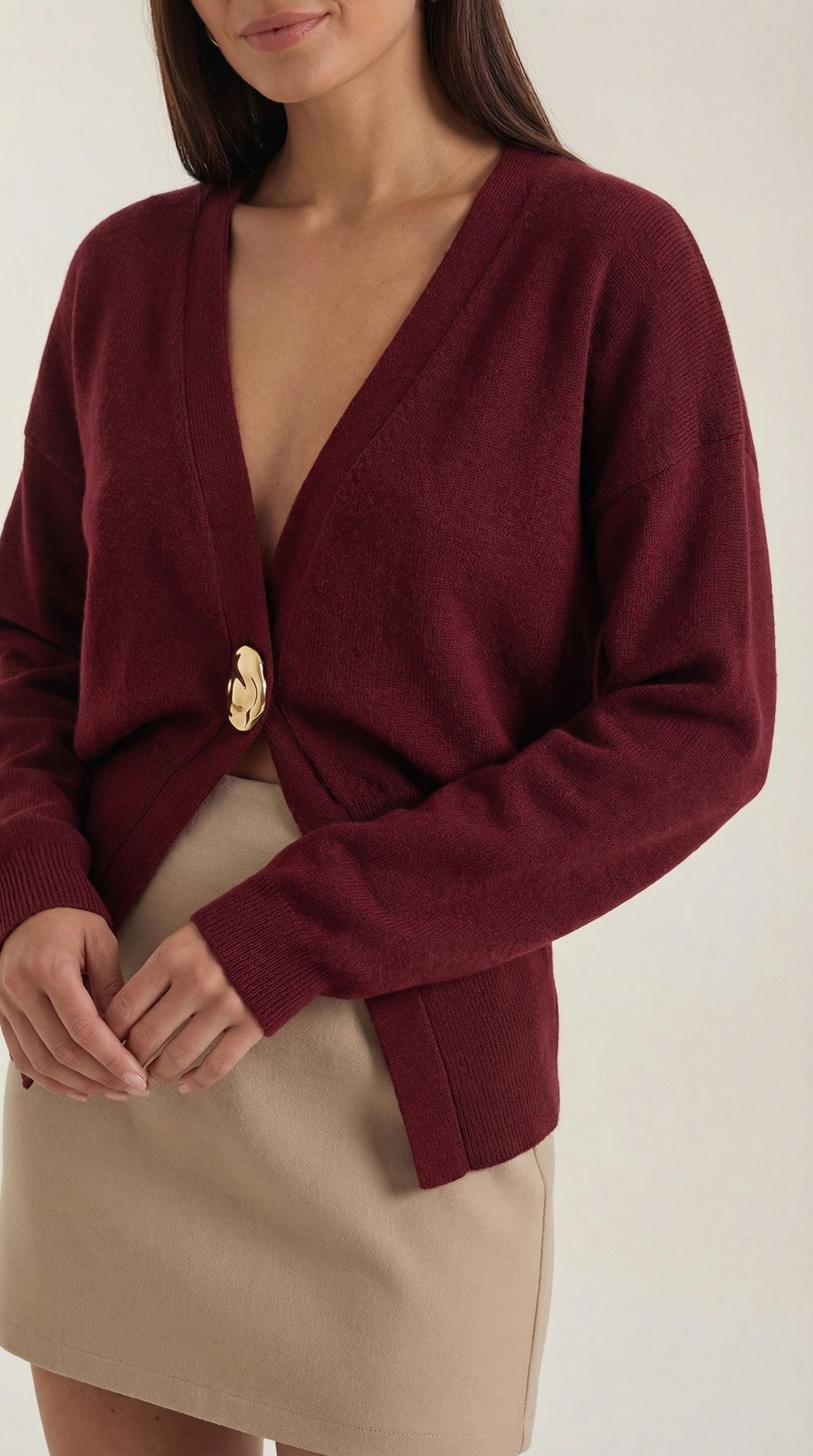 Cardigan Donna Scollo a V Profondo Bottone Dorato Aderente