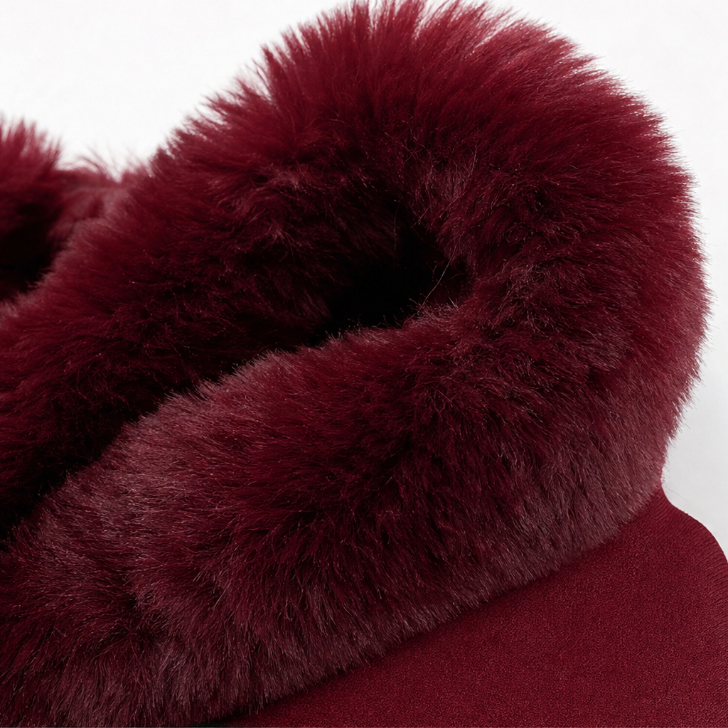 Mantella Donna in Maglia con Cappuccio Bordo Pelliccia Sintetica Lunga
