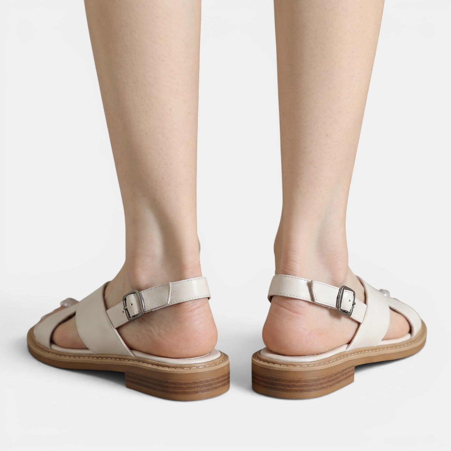 Aurazio Sandali Pelle Beige Cinturini Incrociati per Donna
