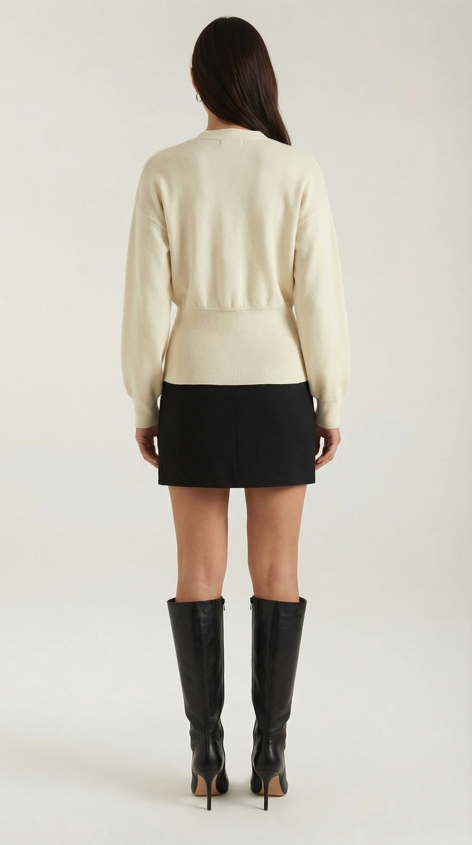 Cardigan Donna Scollo a V Profondo Bottone Dorato Aderente