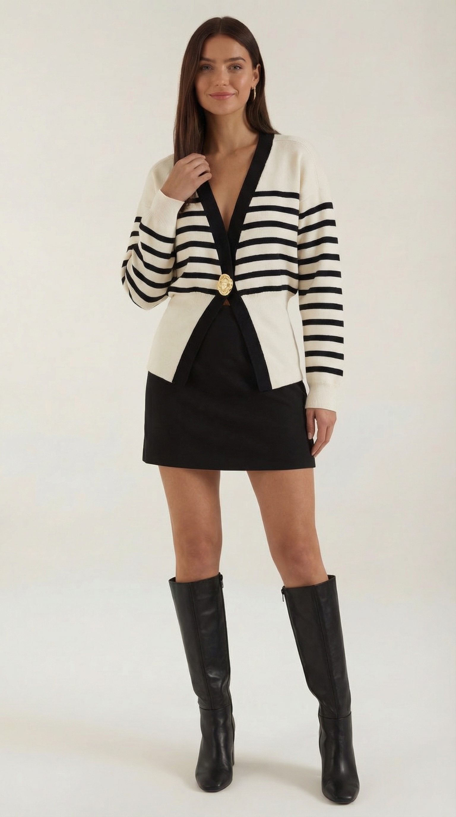 Cardigan Donna Scollo a V Profondo Bottone Dorato Aderente
