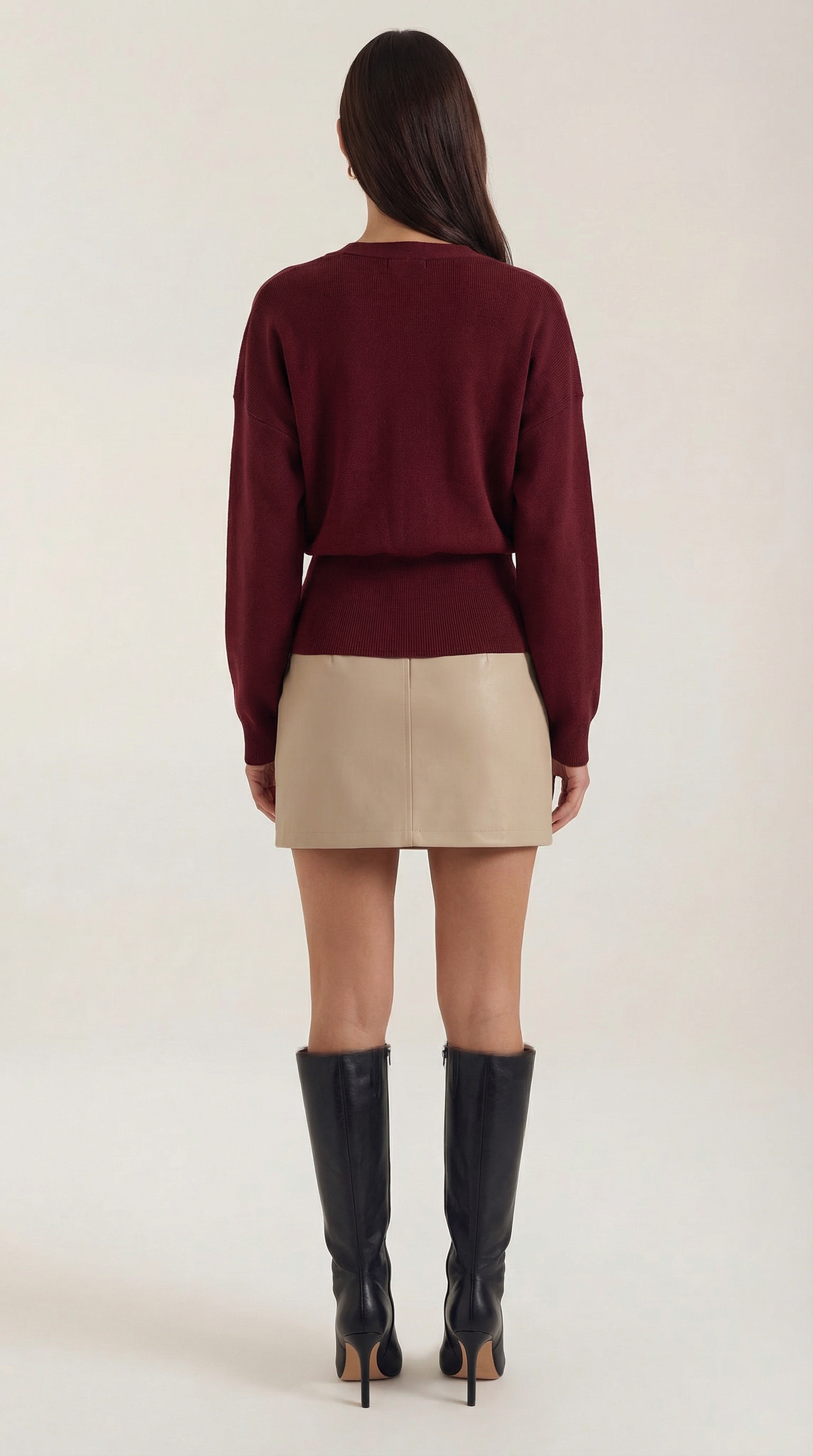Cardigan Donna Scollo a V Profondo Bottone Dorato Aderente