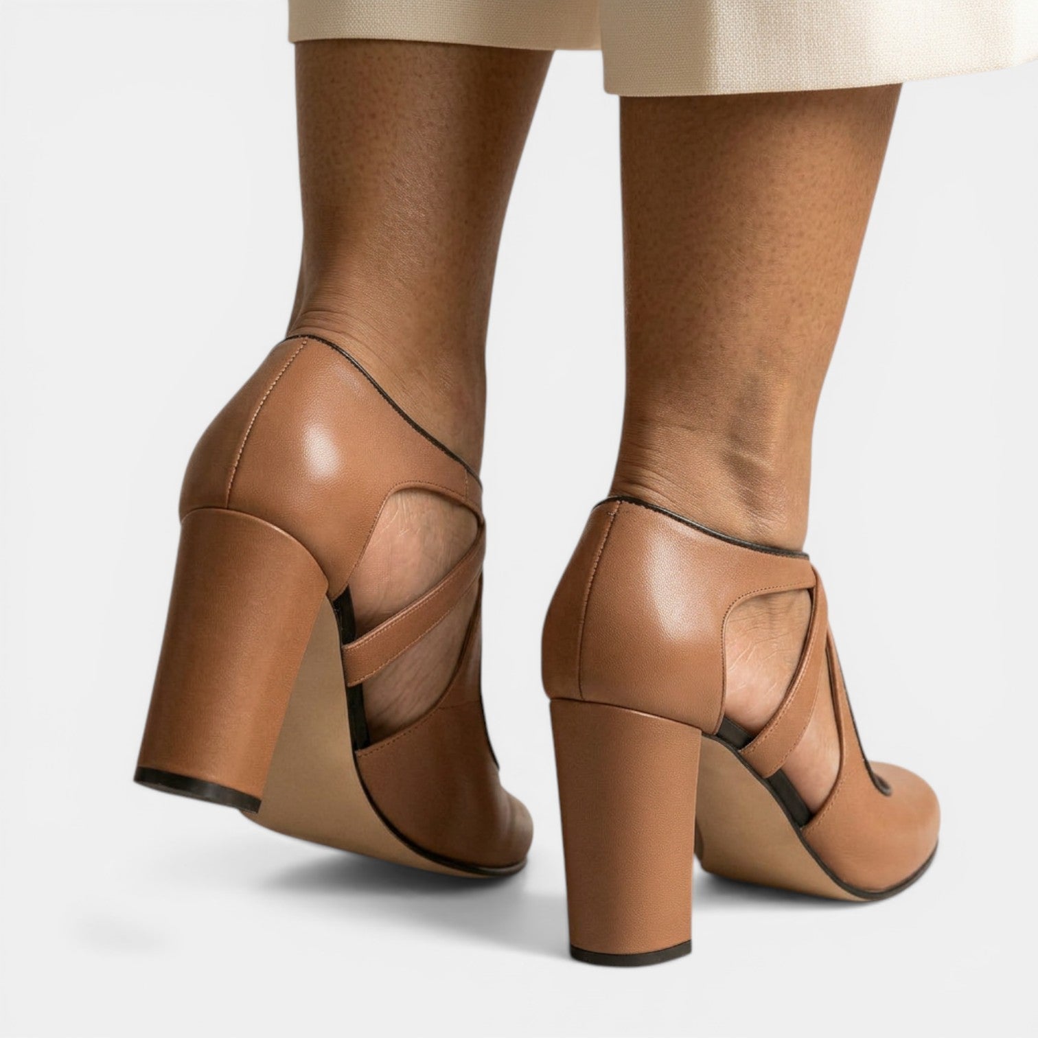 Aurazio Sandali T-Strap Pelle Tacco Elegante per Donna