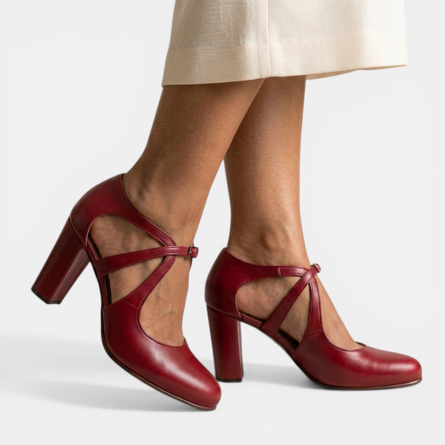 Aurazio Sandali T-Strap Pelle Tacco Elegante per Donna