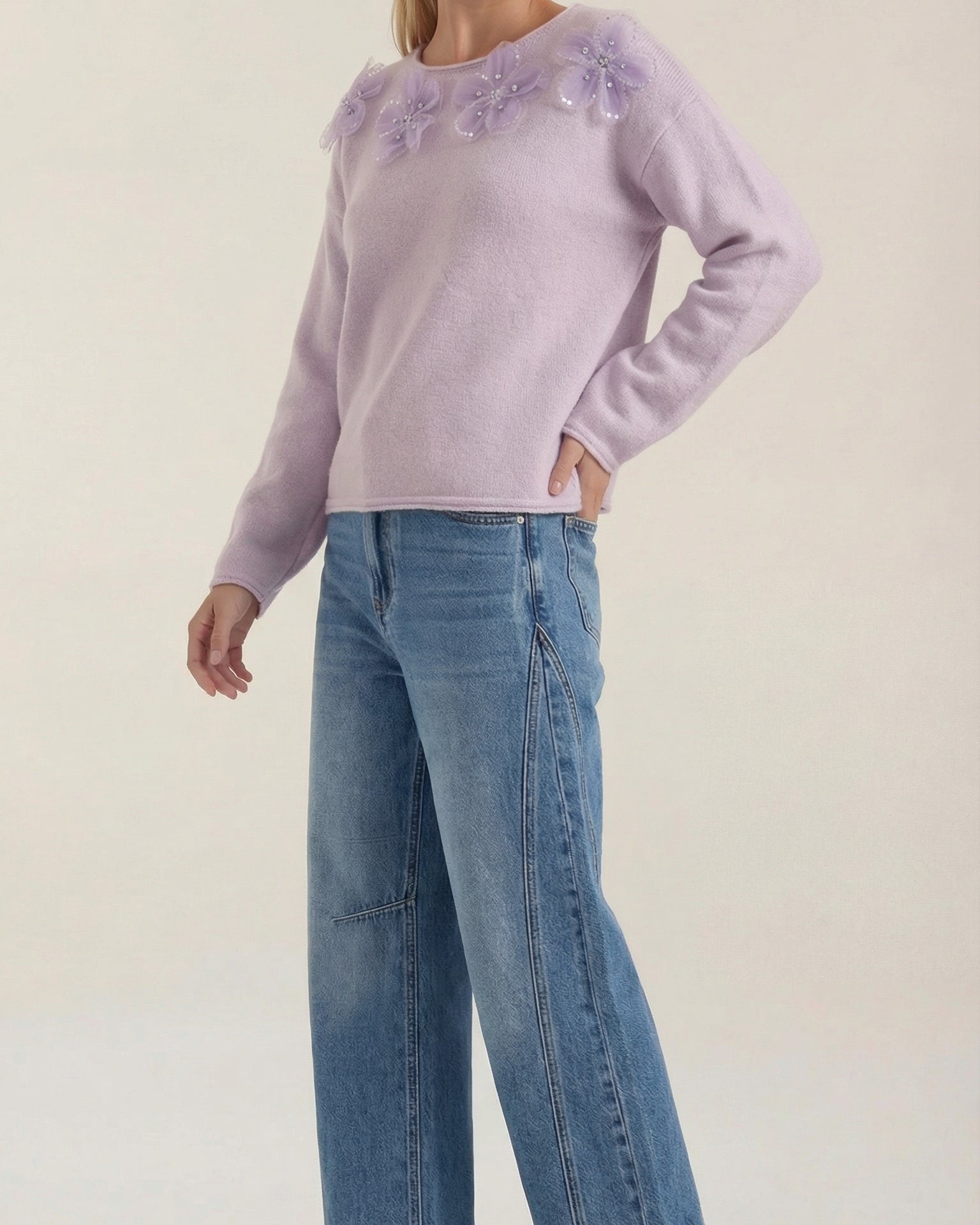 Maglione Donna Dettaglio Floreale Perle Strass Raffinato